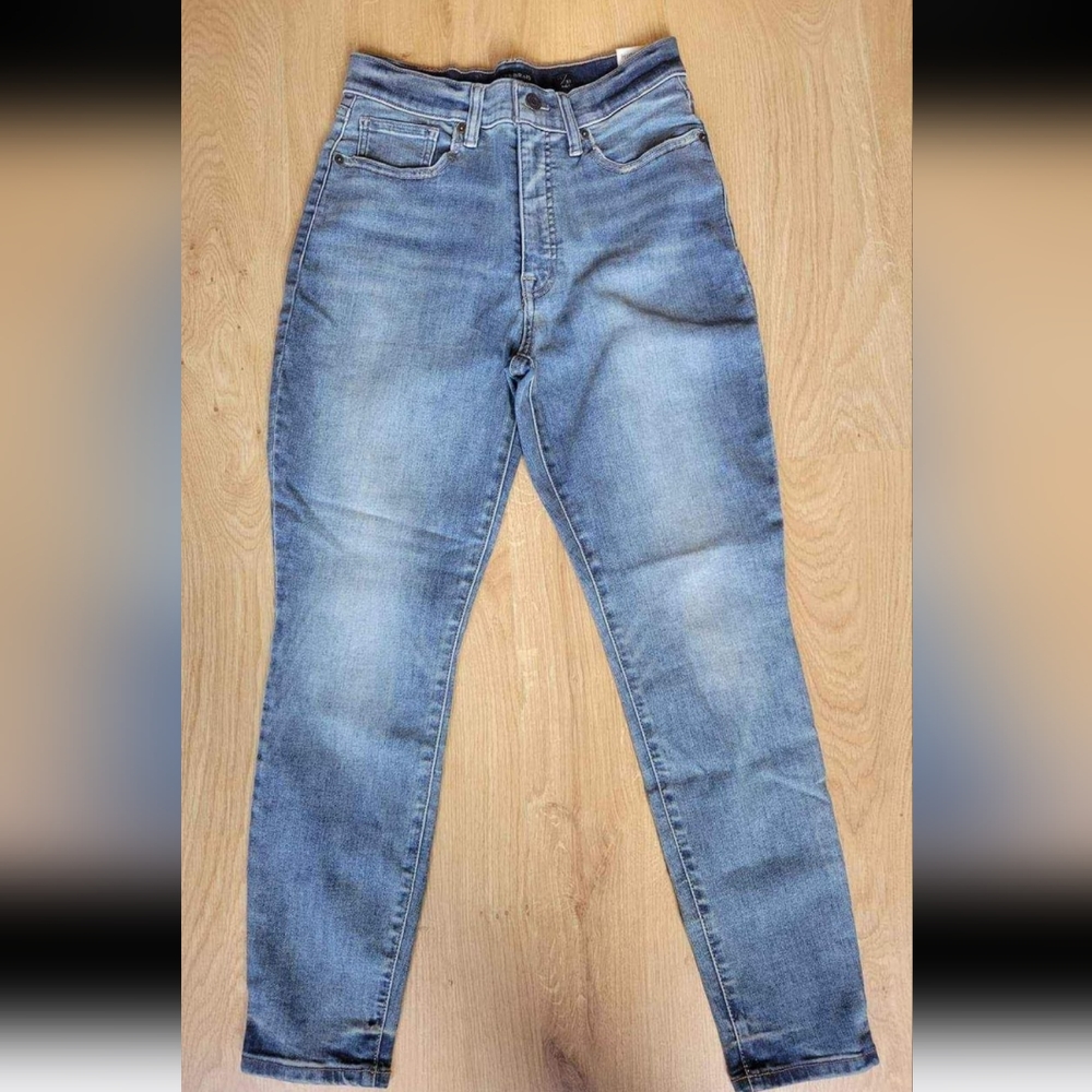 New With Tags Lucky Brand Ankle High-Rise Jeans  size 10
